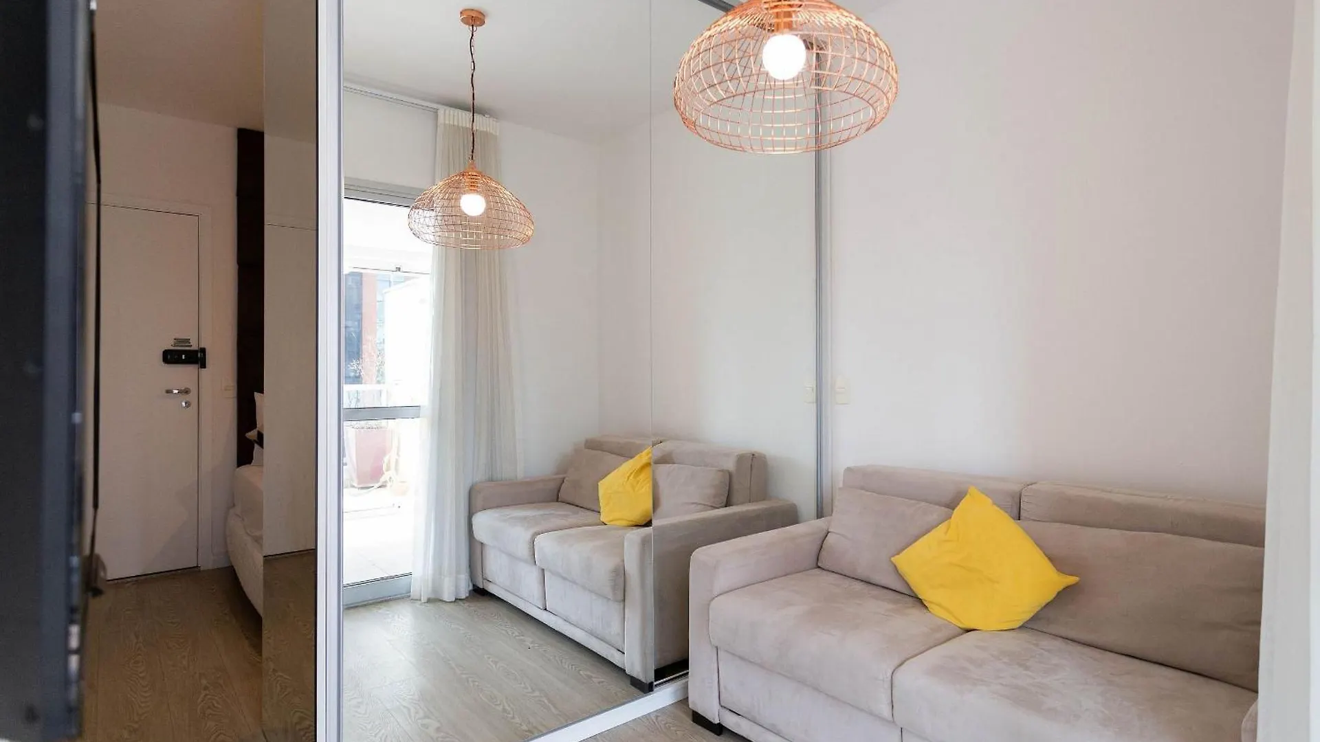 Apartment Studio Com Garagem Proximo Ao Shop. Ibirapuera Sao Paulo Brazil