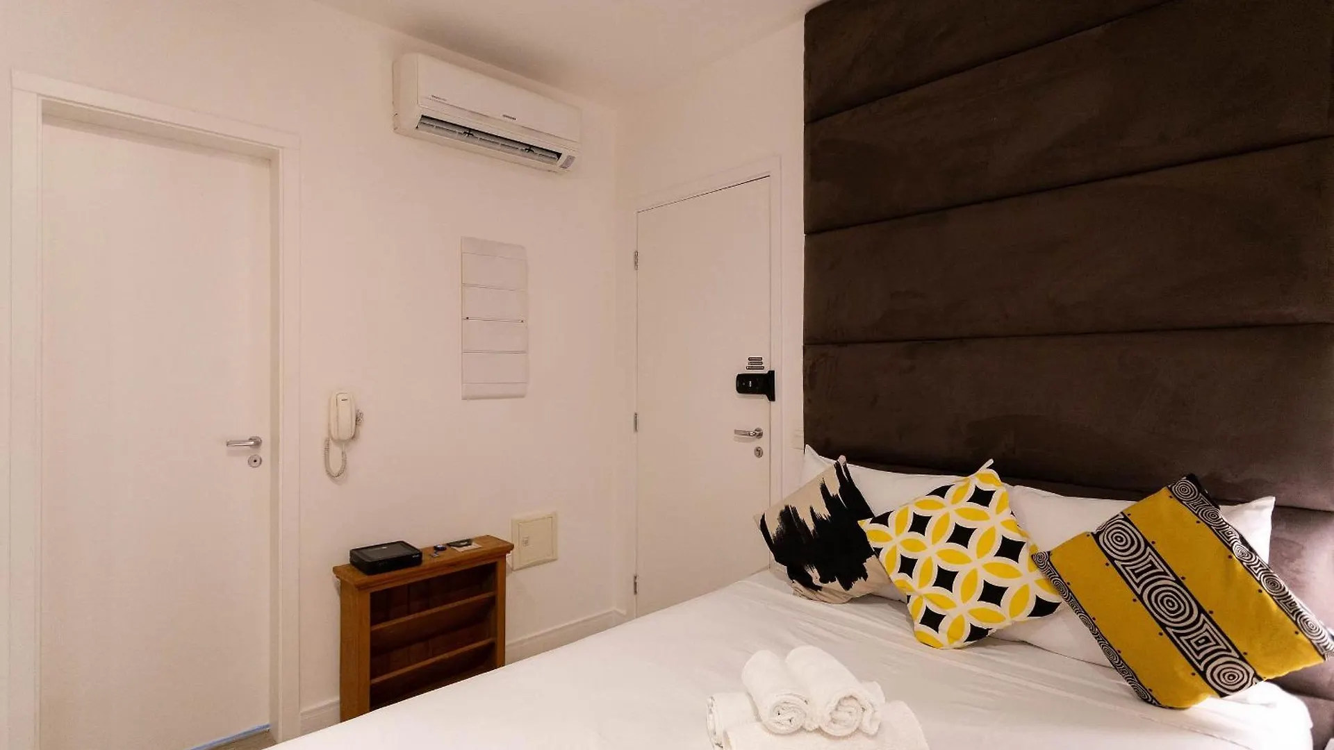 Apartment Studio Com Garagem Proximo Ao Shop. Ibirapuera Sao Paulo Brazil